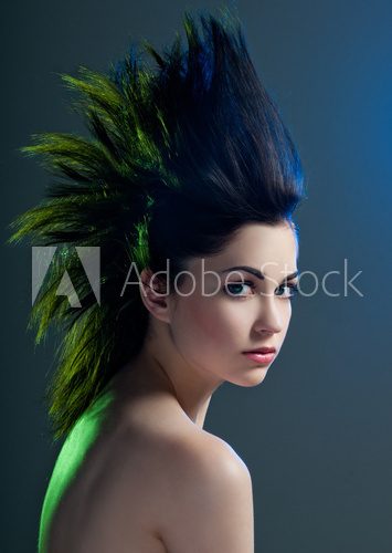 Beautiful woman with fashion hairstyle  Obrazy do Salonu Fryzjerskiego Obraz