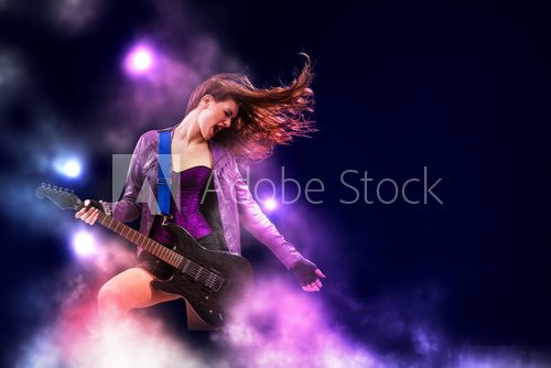 Rock passionate girl with black wings  Muzyka Obraz