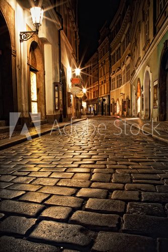 narrow alley with lanterns in Prague at night  Fototapety Uliczki Fototapeta