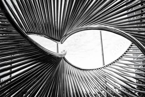 black and white metal sculpture Architektura Fototapeta