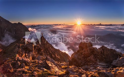 Chamonix, Alpy w blasku zachodu Fototapety Góry Fototapeta