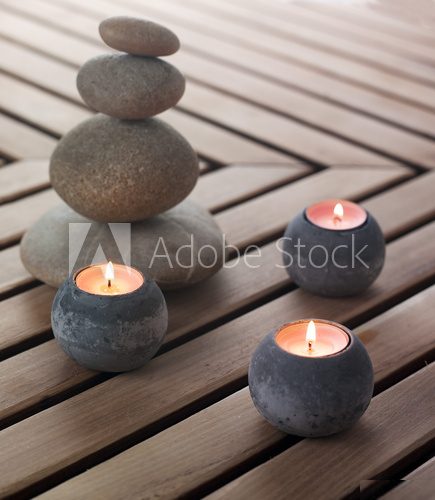 Ciepłe świece – kamienne dekoracje
 Fototapety do Łazienki Fototapeta