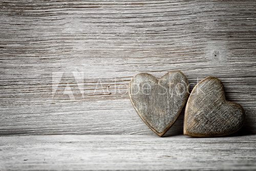 Drewniane serca, stalowe uczucie Styl skandynawski Fototapeta