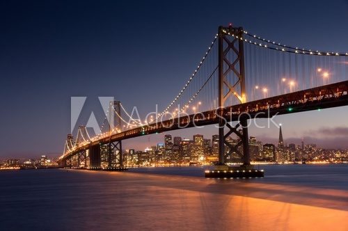 Dusk over San Francisco-Oakland Bay Bridge and San Francisco Skyline. Yerba Buena Island, San Francisco, California, USA. Mosty Obraz