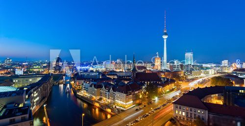 Farnsehturm: wieża telewizyjna w Berlinie
 Fototapety Miasta Fototapeta