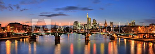 Frankfurt nad Menem otulony zmierzchem
 Fotopanorama Obraz