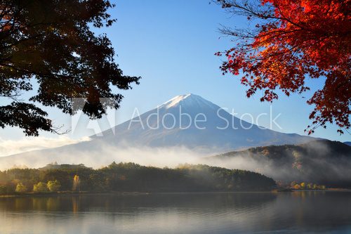 Góra Fuji w jesiennym otoczeniu Fototapety Góry Fototapeta