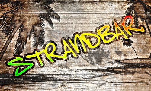 Klimatyczna fototapeta z napisem STRANDBAR i palmami Fototapety Graffiti Fototapeta