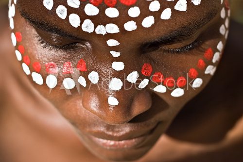 Kolory Afryki – makijaż plemienny
 Ludzie Obraz