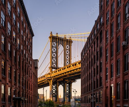 Manhattan Bridge viewed from Brooklyn street Mosty Obraz