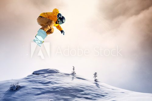 Na desce, w śniegu i powietrzu  Sport Fototapeta