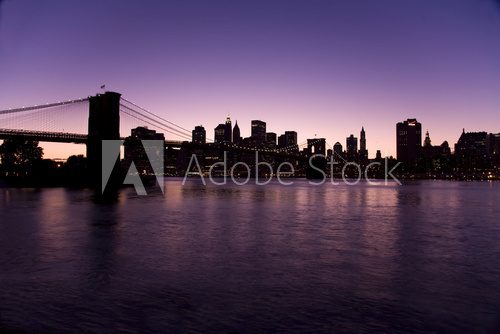 Nocny horyzont – Nowy Jork w purpurze
 Fototapety Mosty Fototapeta
