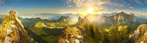 Słońce i góry – mariaż idealny Fotopanorama Obraz