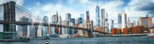 Suspension Brooklyn Bridge across Lower Manhattan and Brooklyn. New York, USA. Mosty Obraz