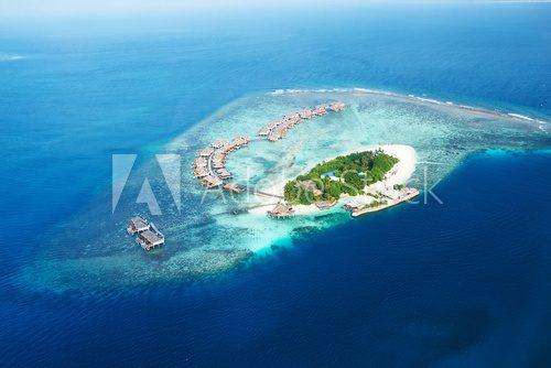 Tropikalny raj na wyspie otoczonej turkusowym oceanem Krajobraz Fototapeta