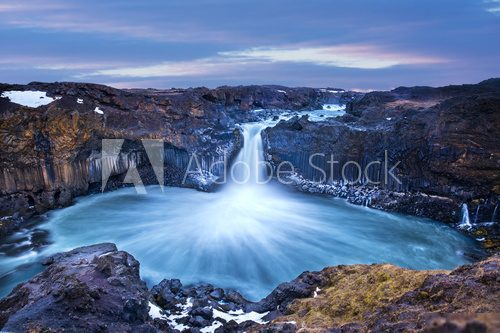 Wodospad Aldeyjarfoss - surowe piękno Islandii Fototapety Wodospad Fototapeta