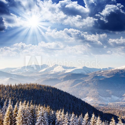 Zimowe warunki pogodowe  Fototapety Góry Fototapeta