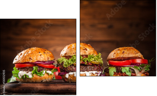 Close-up of home made burgers - Obraz dwuczęściowy, Dyptyk