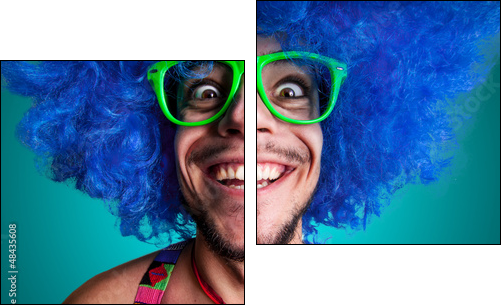 Funny guy naked with blue wig and red tie  - Obraz dwuczęściowy, Dyptyk