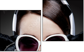 gorgeous caucasian brunette with sunglasses  - Obraz dwuczęściowy, Dyptyk