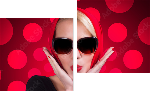 Pin-up girl over red polka-dot background  - Obraz dwuczęściowy, Dyptyk