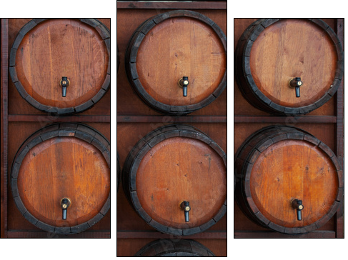 Prywatna piwniczka z winami
 - Obraz trzyczęściowy, Tryptyk