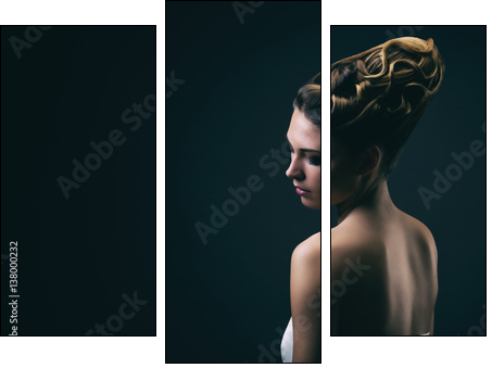 Portrait d'une jeune femme portant un chignon, de profil  - Obraz trzyczęściowy, Tryptyk