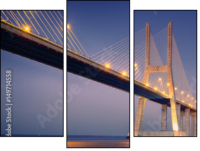 sunrise on Vasco da Gama bridge - Obraz trzyczęściowy, Tryptyk