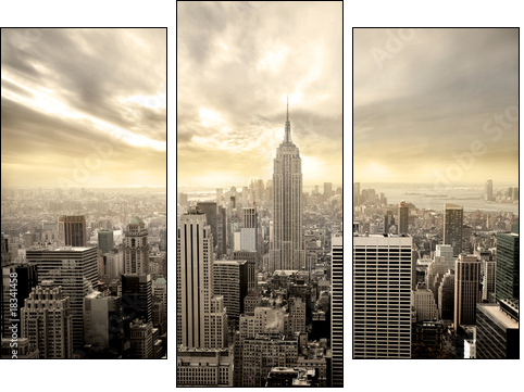Manhattan w podniosłej sepii
 - Obraz trzyczęściowy, Tryptyk