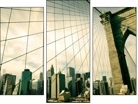 Widok na Brooklynu z perspektywy sukcesu
 - Obraz trzyczęściowy, Tryptyk