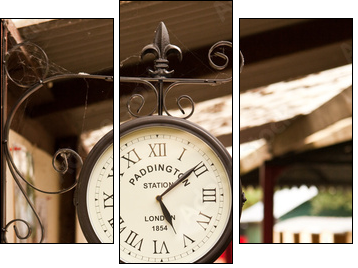 Zegar peronowy
 - Obraz trzyczęściowy, Tryptyk