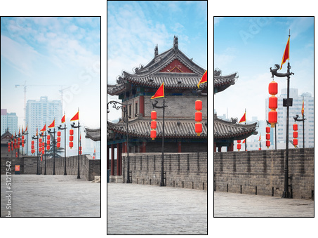 ancient tower on city wall in Xi'an  - Obraz trzyczęściowy, Tryptyk