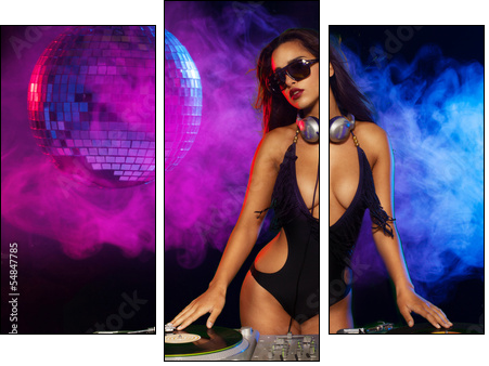 Glamorous sexy busty DJ  - Obraz trzyczęściowy, Tryptyk