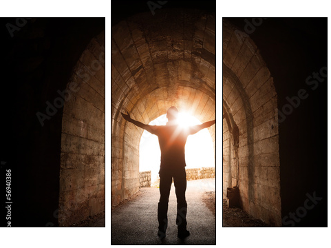 Man stands inside of old dark tunnel  - Obraz trzyczęściowy, Tryptyk