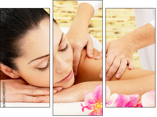 Woman having massage of shoulder in spa salon  - Obraz trzyczęściowy, Tryptyk