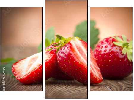 Fresh Strawberry close up on the wood  - Obraz trzyczęściowy, Tryptyk