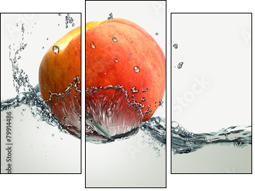 Ripe peach and splashes of water. - Obraz trzyczęściowy, Tryptyk