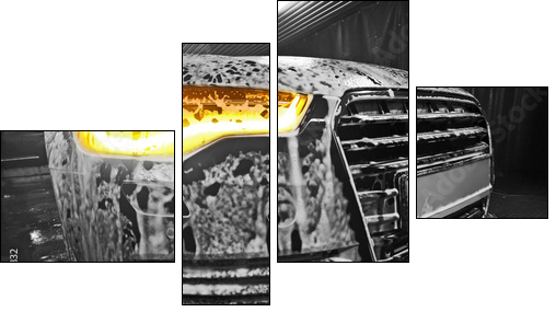 car in foam on sink  - Obraz czteroczęściowy, Fortyk