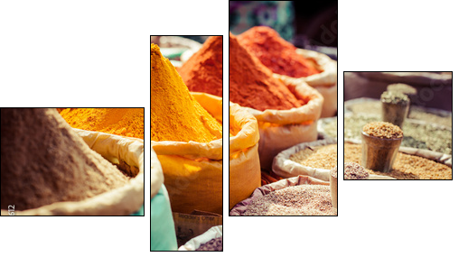 Indian colored spices at local market.  - Obraz czteroczęściowy, Fortyk