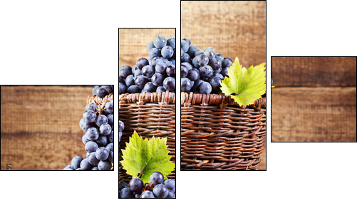 grape in wooden basket  - Obraz czteroczęściowy, Fortyk