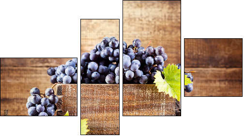 grape in wooden box  - Obraz czteroczęściowy, Fortyk