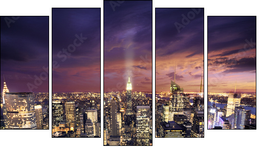Nocny Nowy York – centrum biznesu
 - Obraz pięcioczęściowy, Pentaptyk