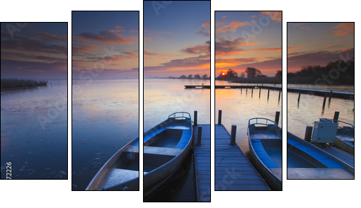 Kolorowe niebo – zachód słońca nad jeziorem
 - Obraz pięcioczęściowy, Pentaptyk