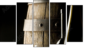 Drewniana beczka z winem
 - Obraz pięcioczęściowy, Pentaptyk