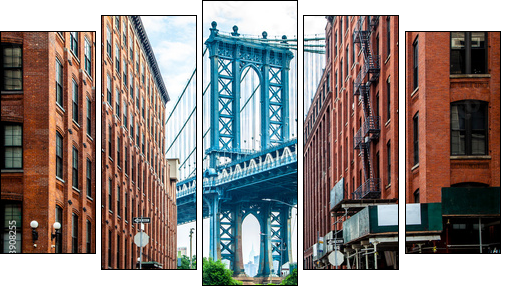 Manhattan Bridge between Manhattan and Brooklyn over East River seen from a narrow alley enclosed by two brick buildings on a sunny day in Washington street in Dumbo, Brooklyn, NYC - Obraz pięcioczęściowy, Pentaptyk