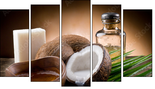 natural coconut walnut oil and soap  - Obraz pięcioczęściowy, Pentaptyk
