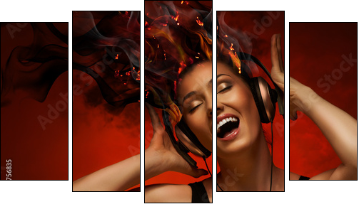 girl with headphones  - Obraz pięcioczęściowy, Pentaptyk