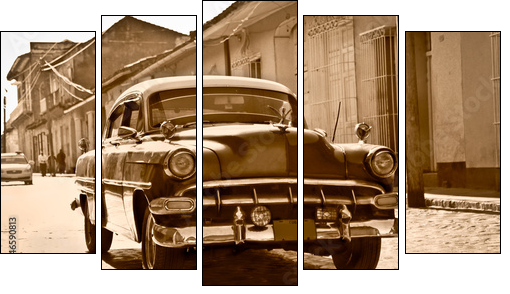 Classic Chevrolet  in Trinidad, Cuba  - Obraz pięcioczęściowy, Pentaptyk