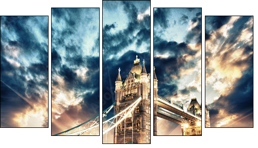 Beautiful sunset colors over famous Tower Bridge in London  - Obraz pięcioczęściowy, Pentaptyk