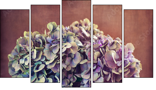 purple hydrangea flowers and a wooden heart on a table.  - Obraz pięcioczęściowy, Pentaptyk